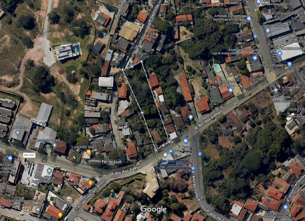 Terreno em área comercial Santa Luzia