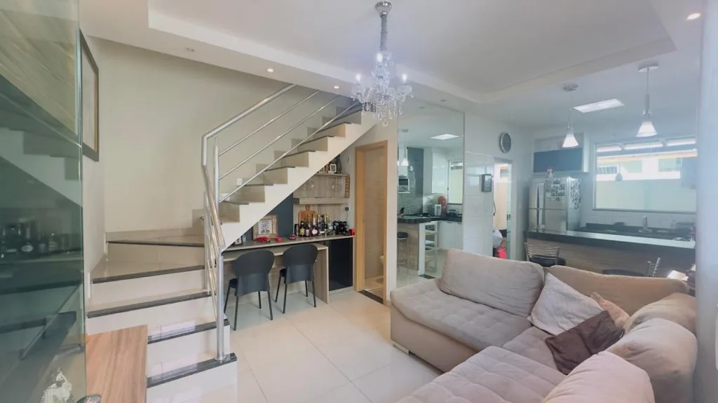Casa à venda, de 2 quartos, em São Benedito, Santa Luzia - MG
